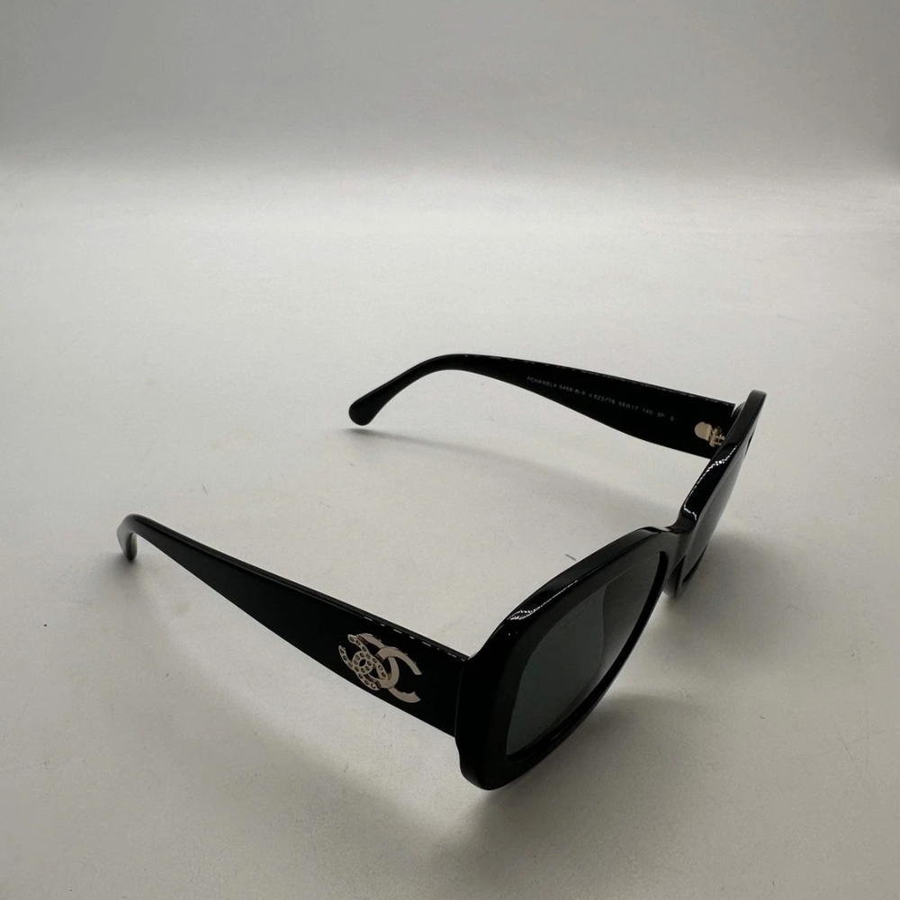 Brand New! Chanel CC Black 5469-B CC Oval Sunglasses SUNNIES POLARIZED - Picture 7 of 16